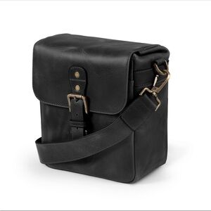 Italian leather unisex camera bag